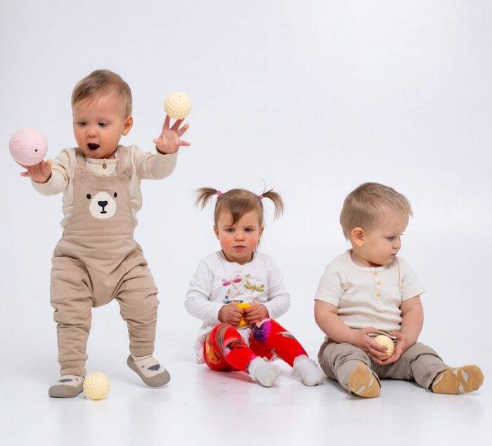 sensoriniai kamuoliukai kūdikiams