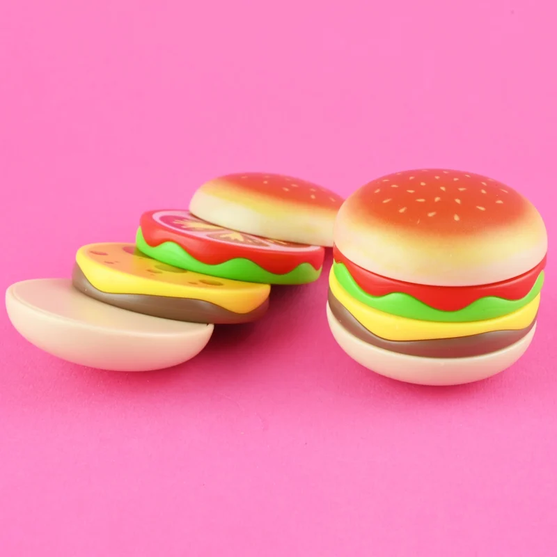 Magnetinis mėsainis iš 4 dalių