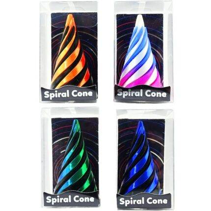 Antistresinis žaislas Eglutė-piramidė. 3D spausdinta, holografinių spalvų 6,5cm