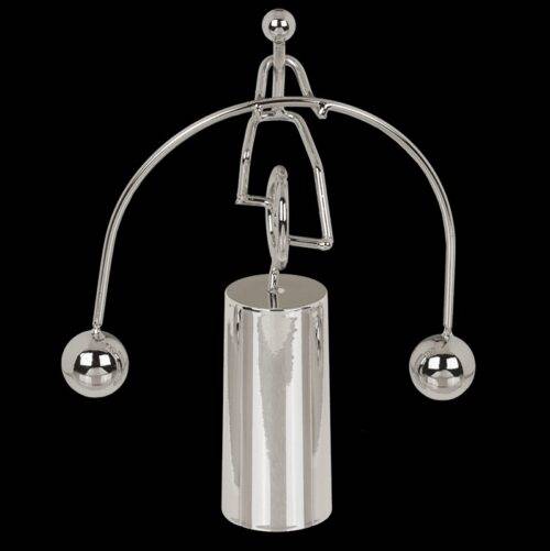 Kinetinė vienračio figūrėlė balansavimui – metalinė stalo puošmena 15.6 cm